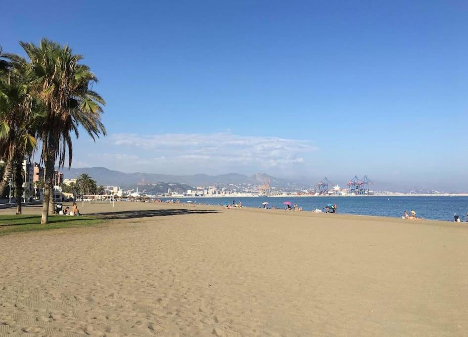 Ayala Beach Apartment Málaga Buitenkant foto