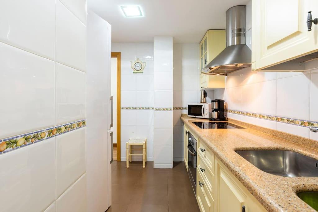 Ayala Beach Apartment Málaga Buitenkant foto